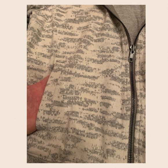 ZYIA Jacket - Zip Up - Pockets - Never Worn - Size Medium - Picture 8 of 8